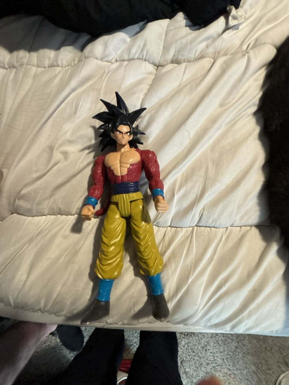 Bandai America – Dragon Ball Super Limit Breaker Super Saiyan 4 Goku 12 Figure,